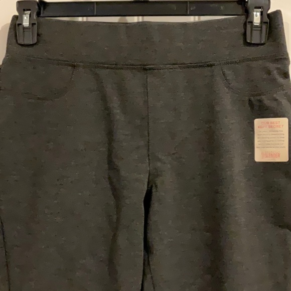 NWT St John’s Bay Secretly Slender comfort stretch legging. - Picture 2 of 7